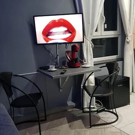 Le Petit Luxembourg Apartment