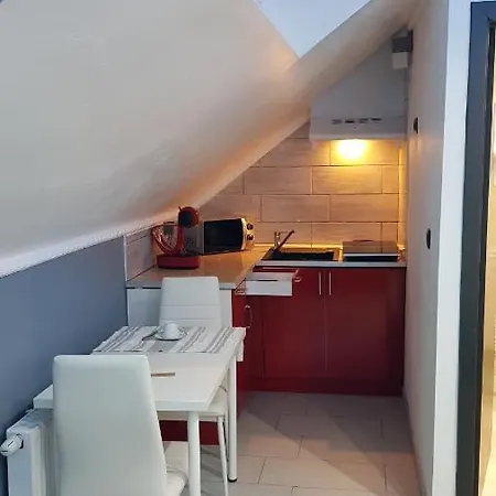 Le Petit Luxembourg * Montignies-sur-Sambre