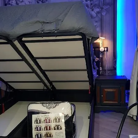 Le Petit Luxembourg Διαμέρισμα Montignies-sur-Sambre